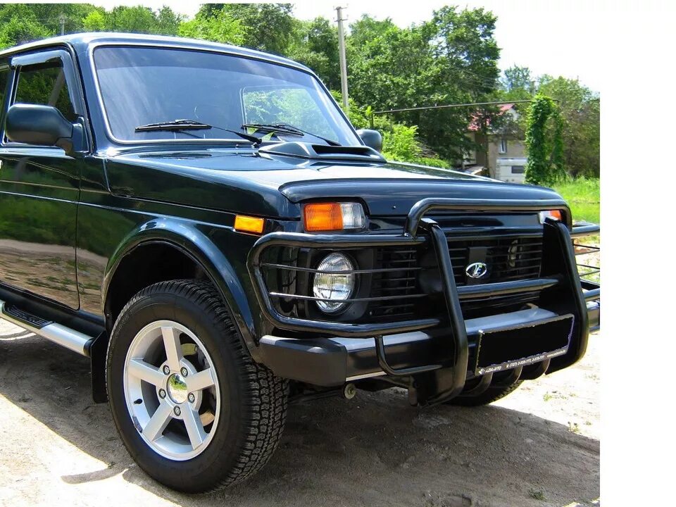 Кенгурятник высокий с грилем для Niva Lada 4X4 ДекорАвто