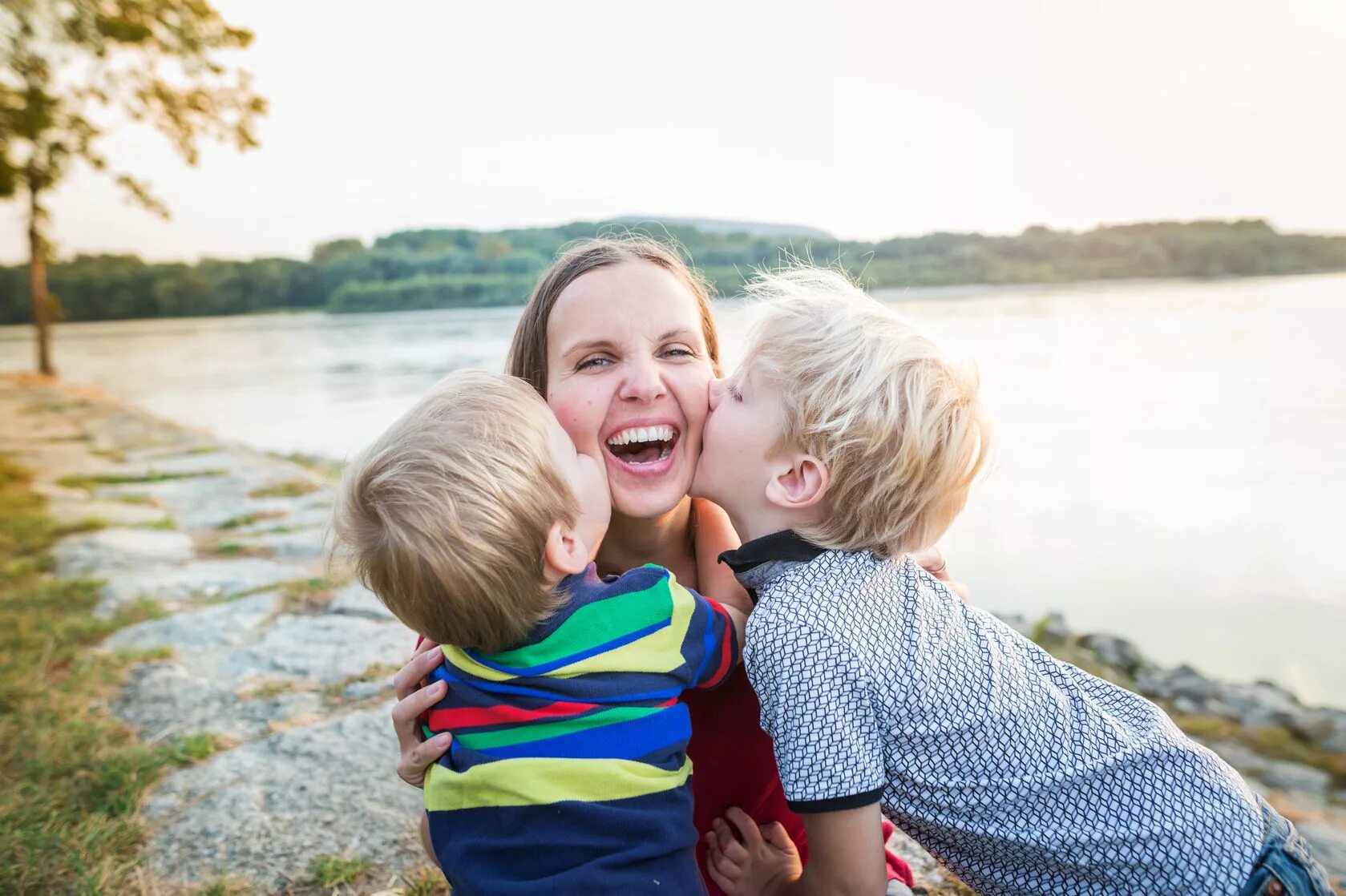 Two sons two daughters. Two boys in the Lake. Moms boys фото. Two boys mothers. Картинка мамы с 2 сыновьями mama of boys.