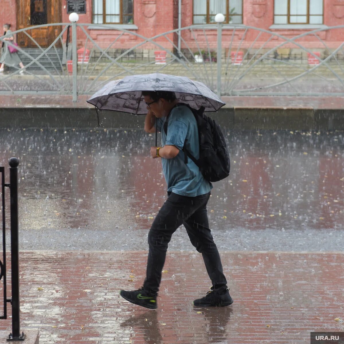 вызывающие дождь. вызвать дождь. шаманский танец дождя. вызывающие дождь. руны на дождь.
