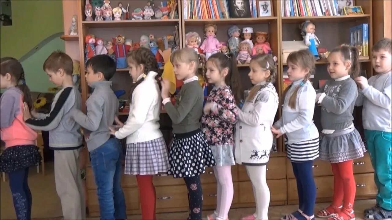 10 января рождественная елка в осташево. Волоколамск детский. Детский сад 5 волоколамск. Детский сад радуга волоколамск сотрудники. Детский сад радуга черноголовка.