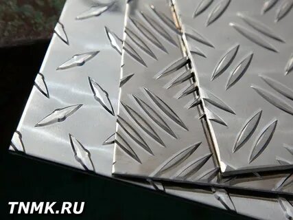 Лист нержавеющей стали рифленый