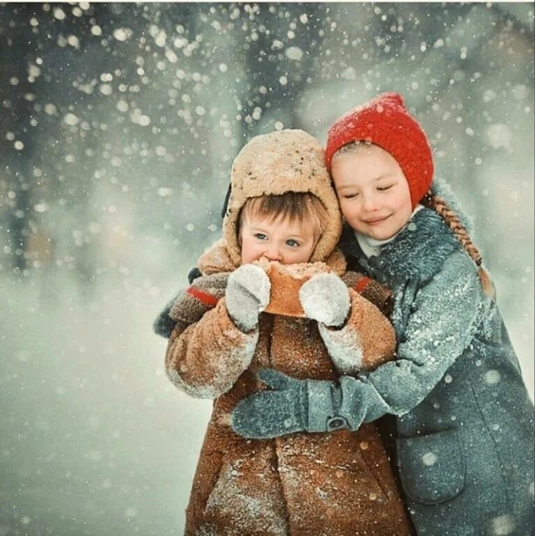 Любовь с детства. Мы в детстве были много откровенней. Детство это мы. Согревайте друг друга теплом и любовью этой зимой. Согреет душу доброта