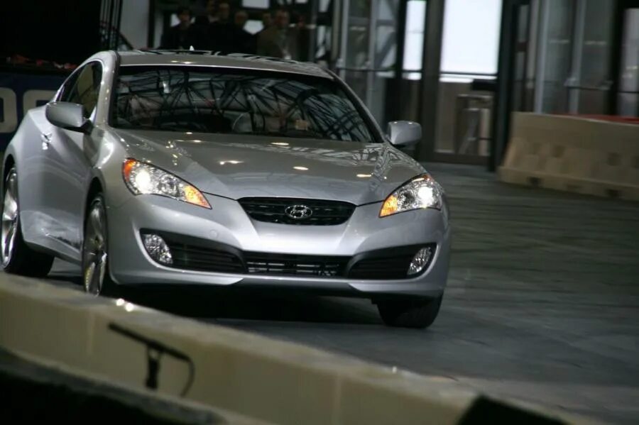 Hyundai Genesis Coupe 2010. Genesis Coupe 3.8. Hyundai Корея. Модельный ряд Хендай в Корее. Хендай корейской сборки