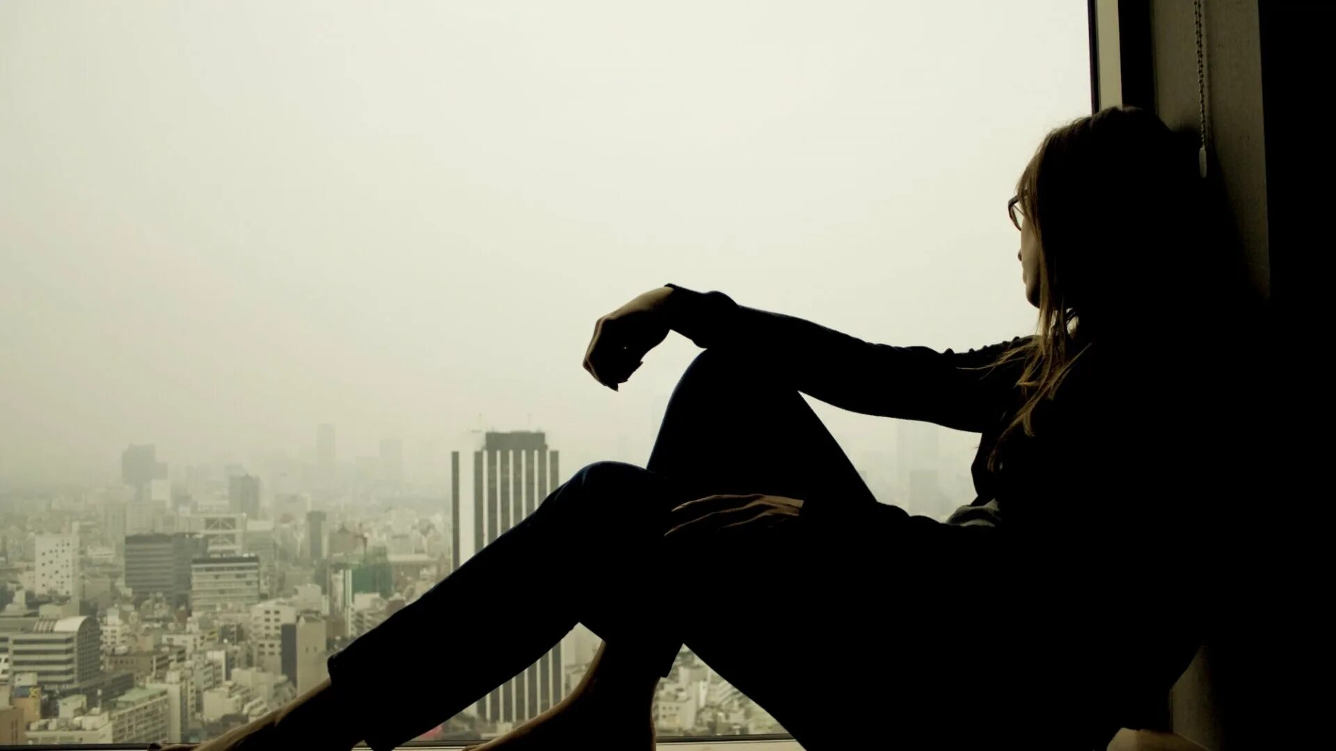 I can stop the loneliness. Одиночество сильной женщины. одинокая успешная женщина. male loneliness and female loneliness. недоступная девушка.
