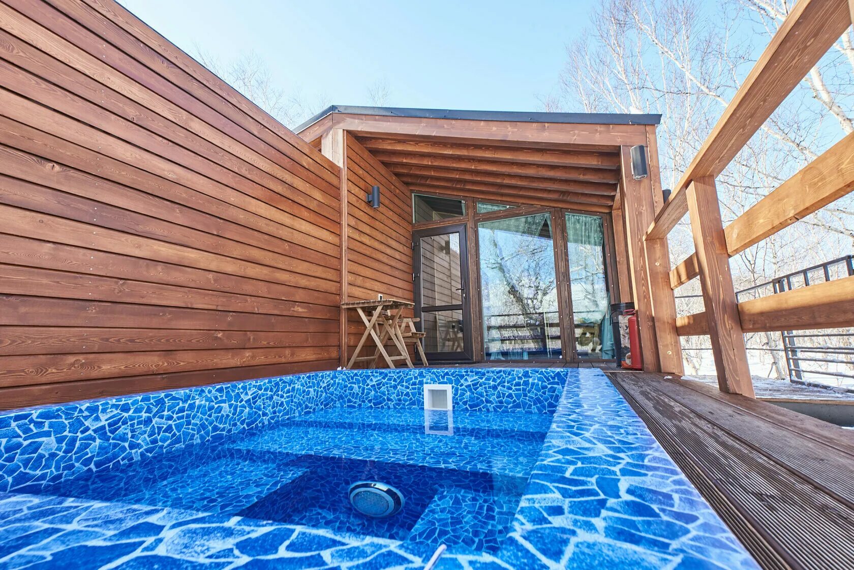 Форест лаунж камчатка. Камчатка форест лодж логотип. Турбаза камчатка. Камчатка форест лодж. Гостиница forest hotel камчатка.