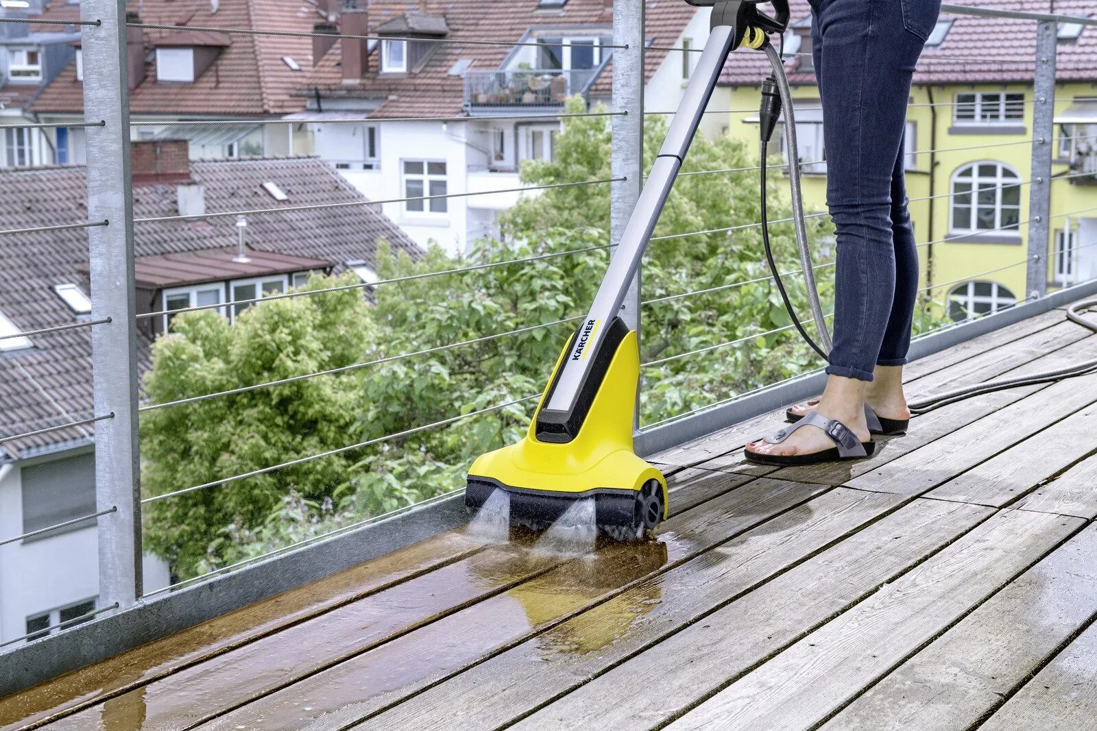 Керхер PCL 4. Аппарат для чистки террас Karcher PCL. Щетка Кархер для террас. Электровеник Керхер. Щетка керхер для мытья