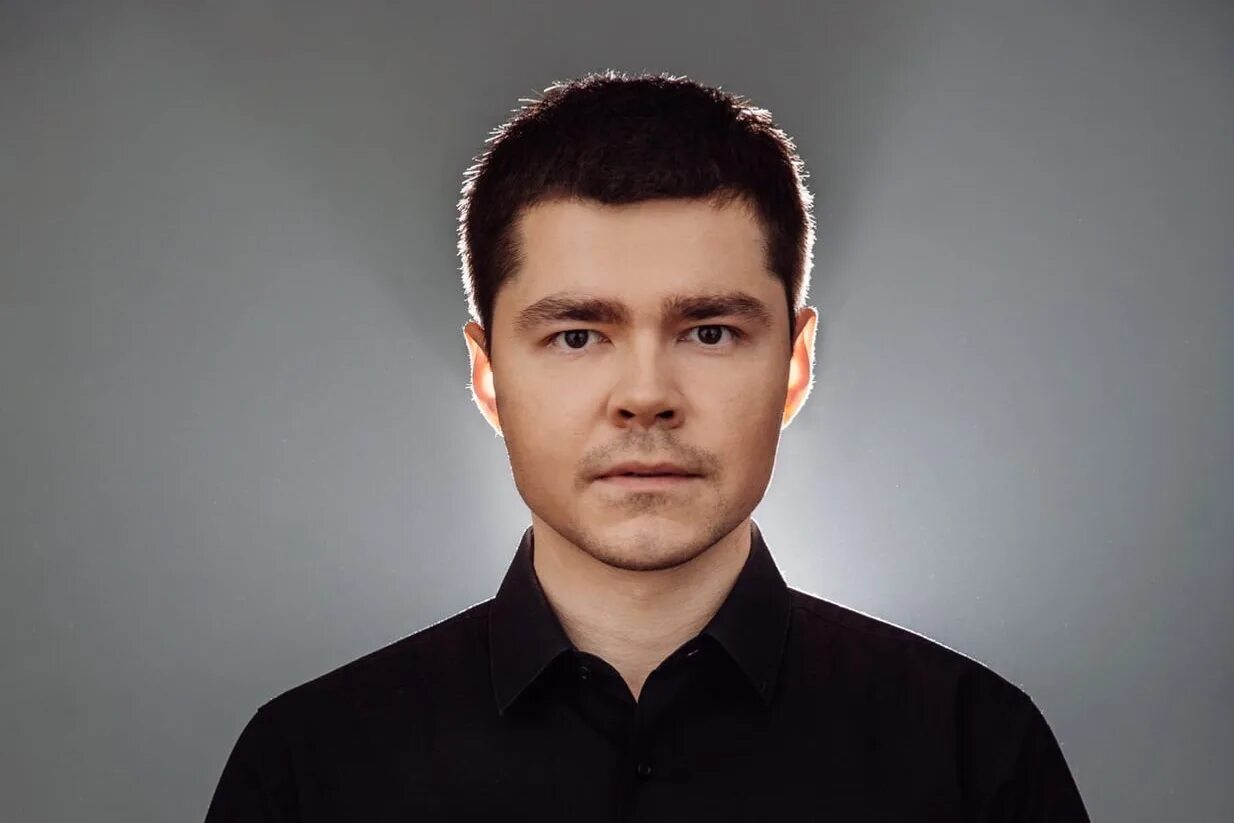 Аяз шабутдинов. Основатель лайк. Шабутдинов кофе лайк. Аяз кофе лайк. Основатель лайк.