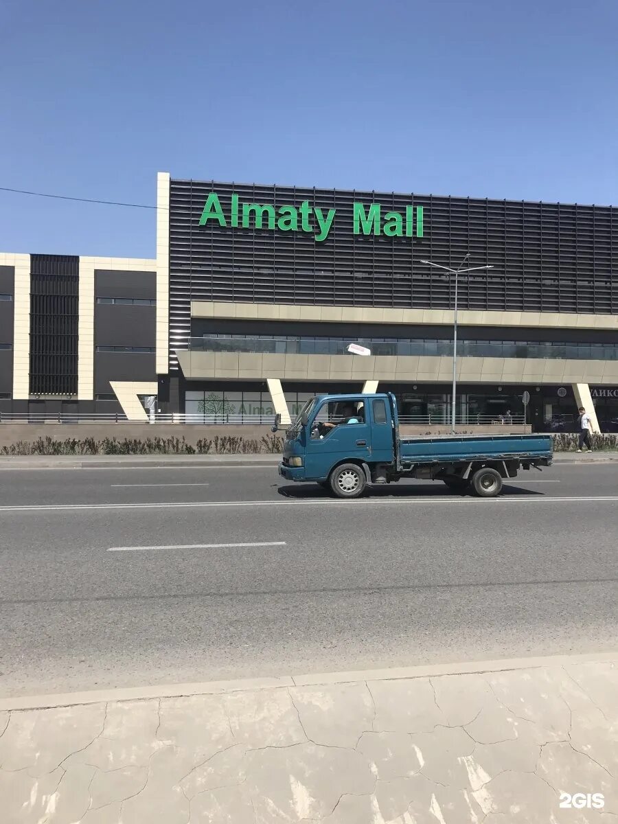 Атакент молл алматы. Развлекательные центры алматы. Трц almaty mall, ул алматы молл. Тц мега молл алматы. Алматы молл.
