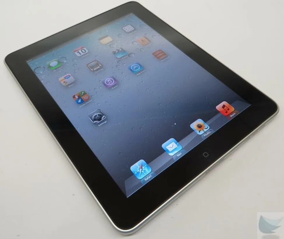 IPAD a1219 16gb. Apple IPAD 1. Apple IPAD 1 2010. Планшет Apple IPAD 1 поколение.