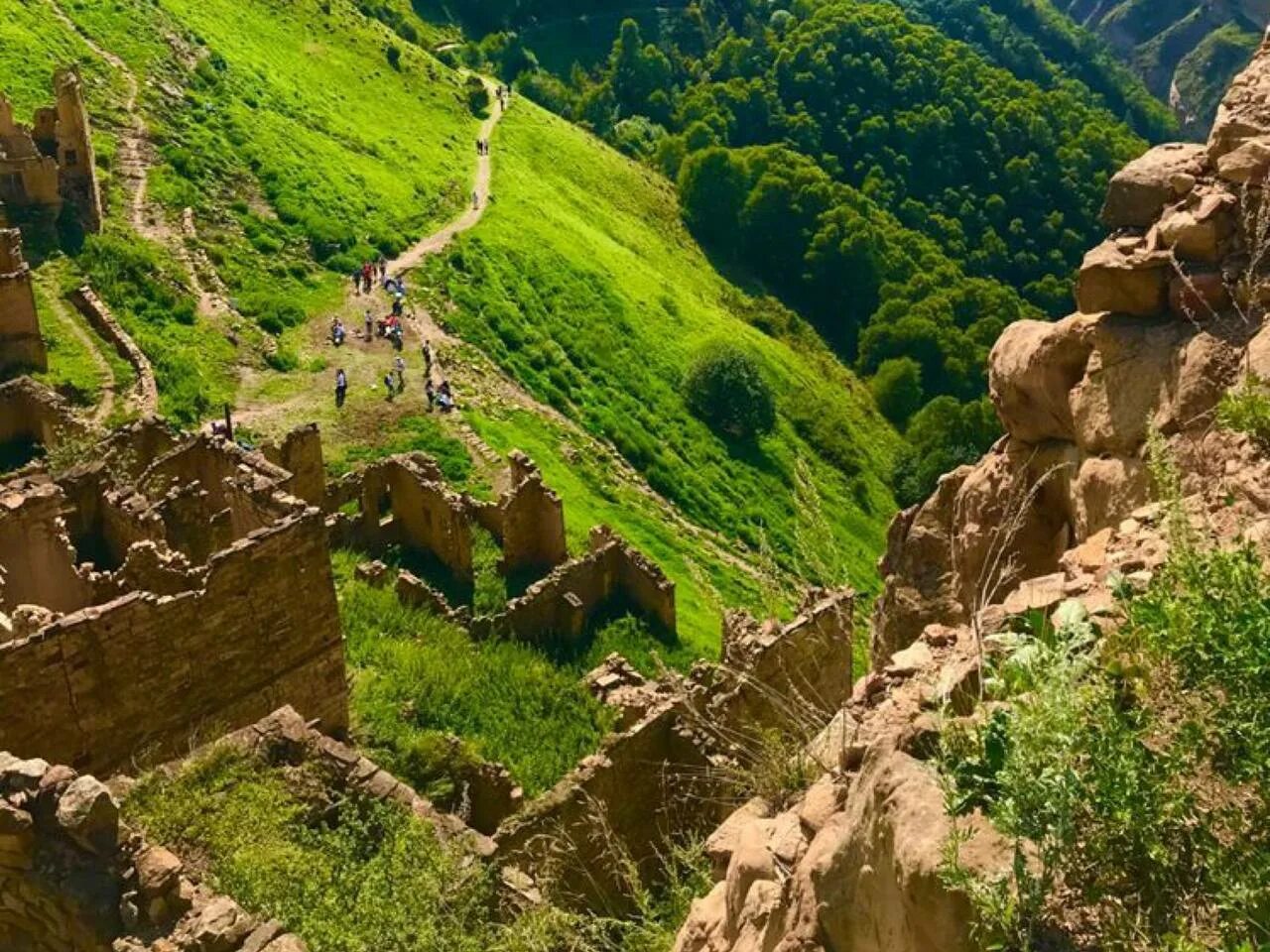 Где можно найти в дагестане