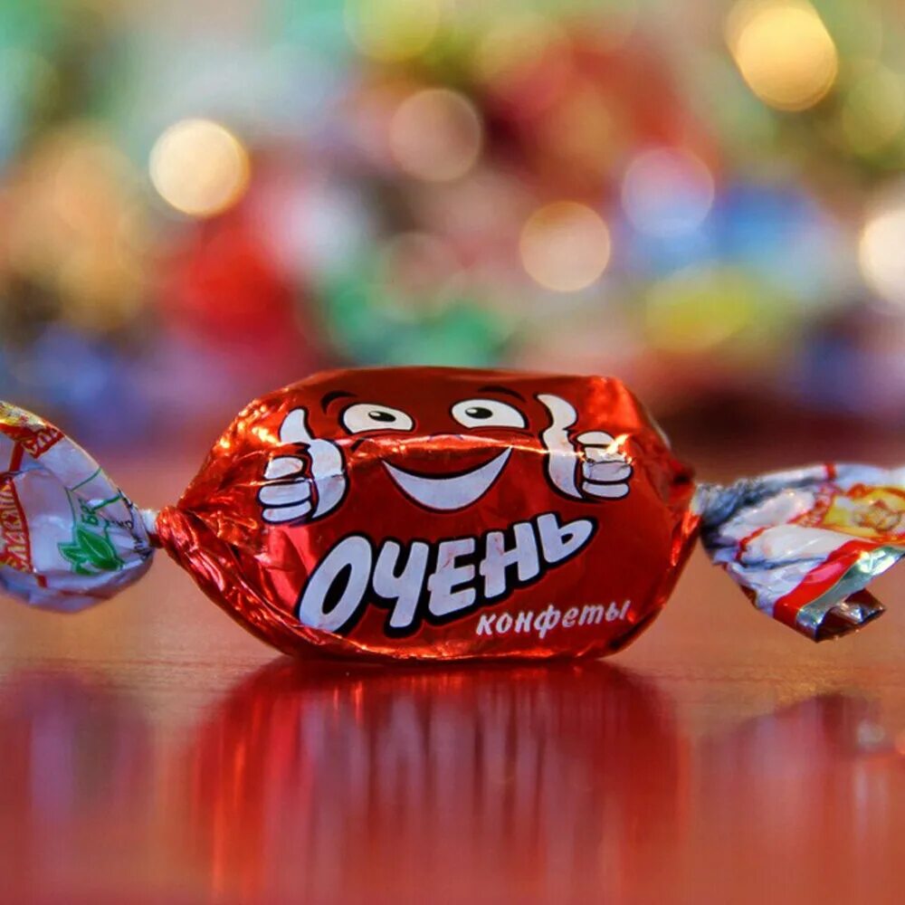 Конфеты шоколадные кдв яшкино. Кф кремлина конфеты. Сайт конфетка. Сайт конфетка. Конфеты на белом фоне.