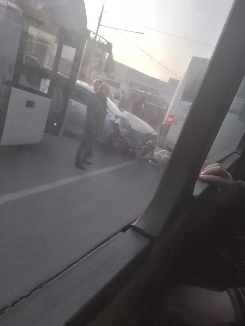 Дтп легковушка влетела в камаз с прицепом. Чп в ростове на дону вчера. 2022. Ростов новости 16 февраля 2024. Чп в ростове на дону вчера.