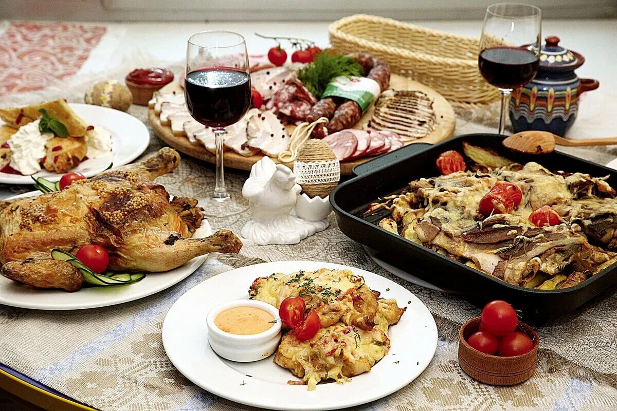 Что приготовить на ужин в год. Вкусный ужин. праздничный ужин. вкусный стол. блюда на ужин.