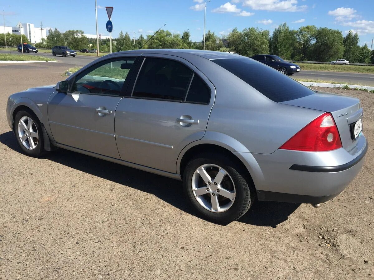 Ford Mondeo 2003. Форд Мондео седан 2003. Форд Мондео 2003 года. Ford Mondeo 3 2003 года. Мондео 3 газ