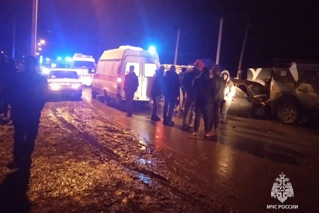 Башкирия дтп подростки. В башкирии в дтп погиб подросток. Авария абзелиловский район вчера. Сальевка дуванский район. Дтп в абзелиловском районе.