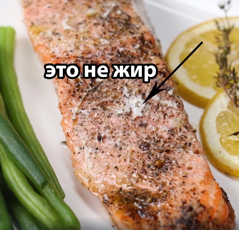 Почему пенится мясо при жарке. Белая субстанция при жарке свинины. При жарке мяса выделяется белая субстанция. При жарке свинины выделяется белая жидкость. При жарке свинины выделяется белая субстанция.