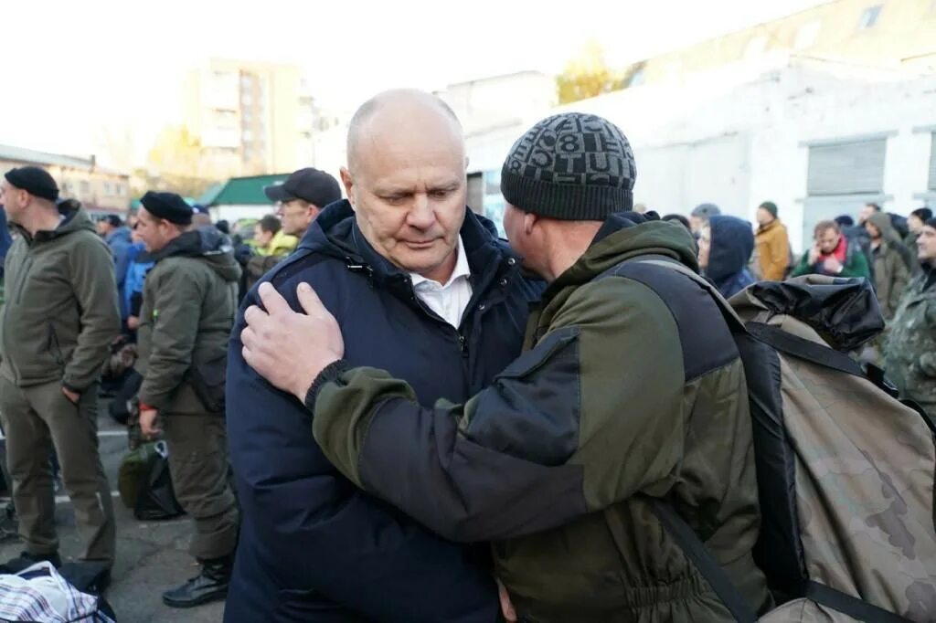 10 тысяч человек фото. Мобилизация 2022. Красноярск мобилизованные. Мобилизация красноярск. Мобилизованные красноярск.