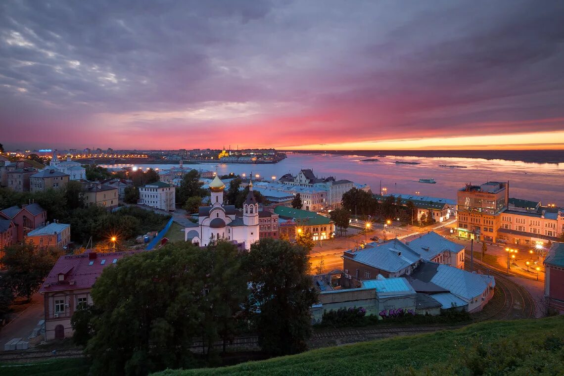 Вечер новгород. Нижний Новгород виды города. Нижний Новгород облик города. Летний город Нижний Новгород. Вечерний Нижний Новгород.