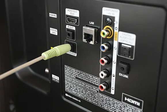 разъем для сабвуфера к телевизору сони. саундбар jy audio. саундбар bose solo 5 tv sound system black (732522-2110. подключить колонки к смарт тв самсунг. телевизор lg 32la660v.