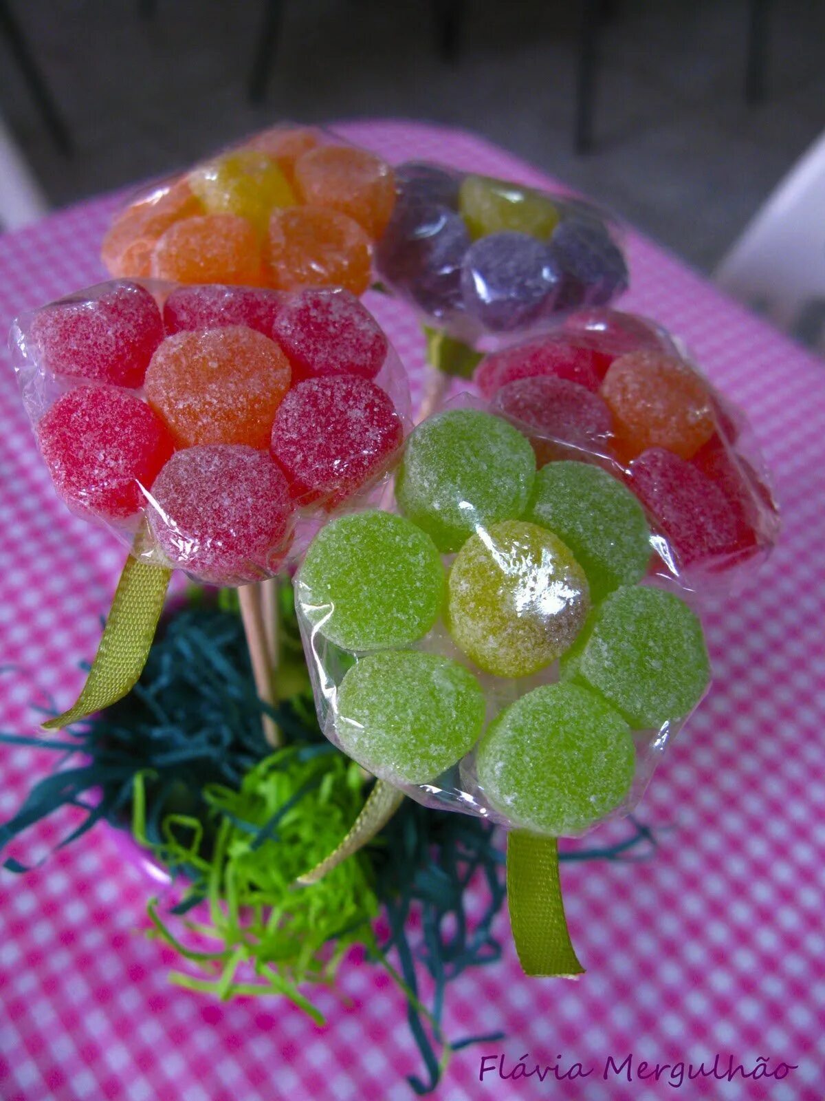 Букет из мармелада. Букет из жевательного мармелада. Мармелад igris "букет" 370грамм. Букет из мармелада. Цветочек из мармелада.