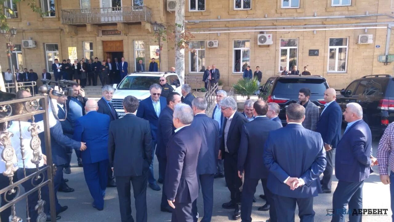 Дербент зарплаты. Дербент турция. Дербент зарплаты. Магалы дербент дагестан. Дербент туристы.