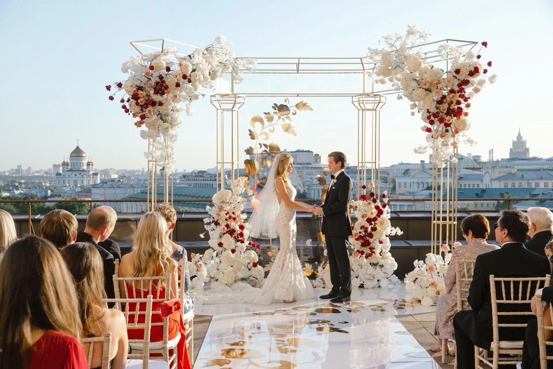 Организация свадьбы под ключ москва elizabeth wedding. Организация свадьбы. Выездная церемония. Свадьба церемония бракосочетания. Выездная организация свадьбы.