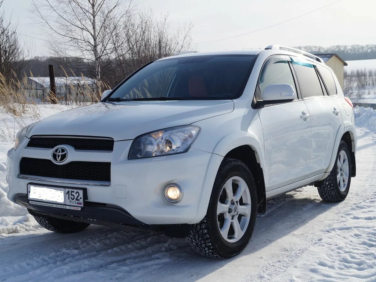 Купить тойоту рав 4 в нижнем новгороде. Toyota rav4 2012. Toyota RAV 4 белая 2008. Тойота рав 4 2012. Toyota rav4 2012 белый.