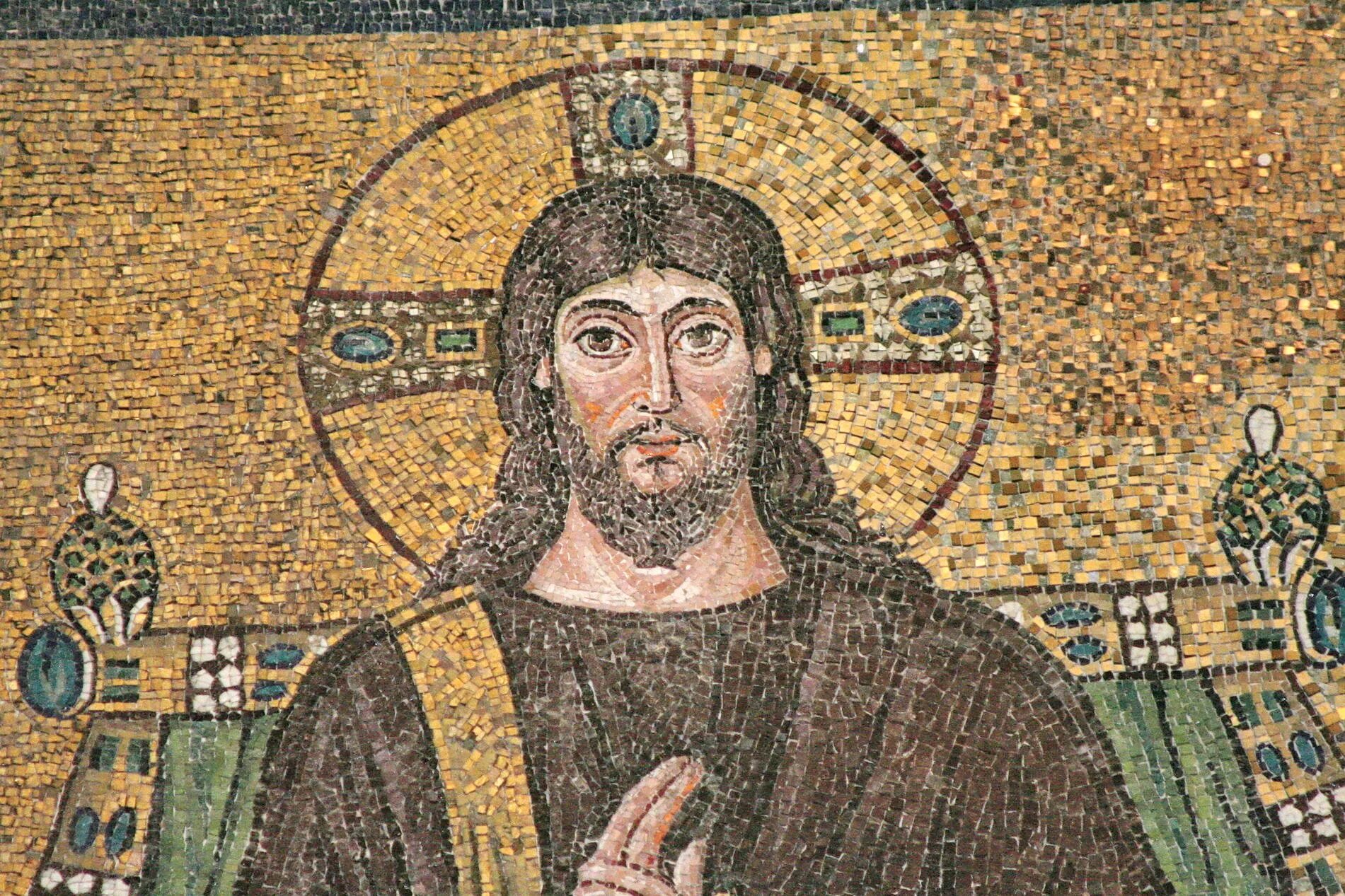 Христос Пантократор мозаика Равенна. Христос Пантократор Византийская мозаика. Христос Пантократор Сант-Аполлинаре-Нуово. Иисус Христос мозаика Византия Равенна. V vi век