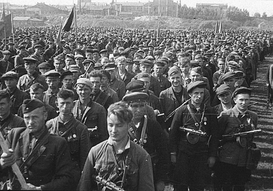 7 октября 1944 года. Парад Партизан в Минске 1944. Парад Партизан в Минске. 16 Июля в Минске состоялся парад Партизан.. Белорусы Партизаны 1941-1944.