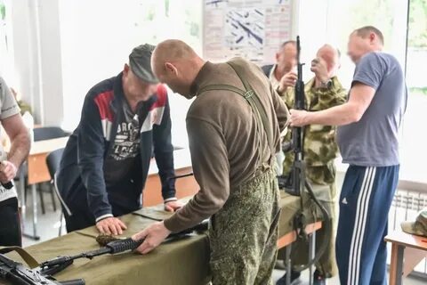 Доброволец по контракту