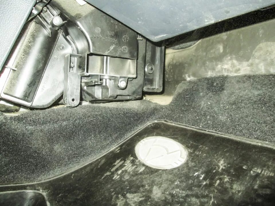 Установка фильтра салона. - Renault Logan (1G), 1,6 л, 2007 года своими руками D