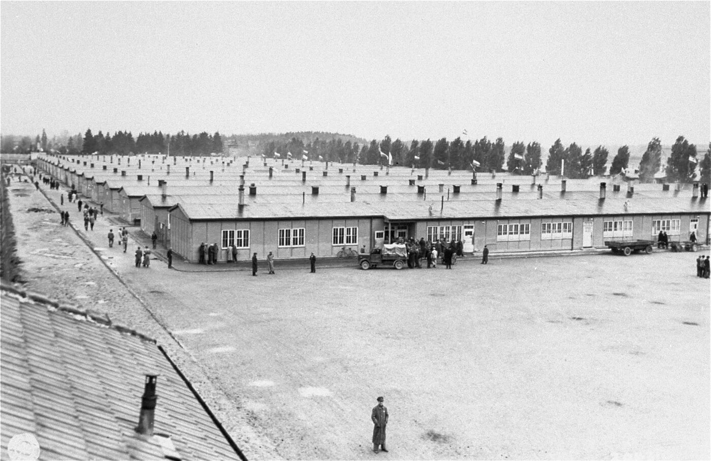 Concentration camp. Концентрационный лагерь Дахау Освенцим. Концентрационный лагерь даха.