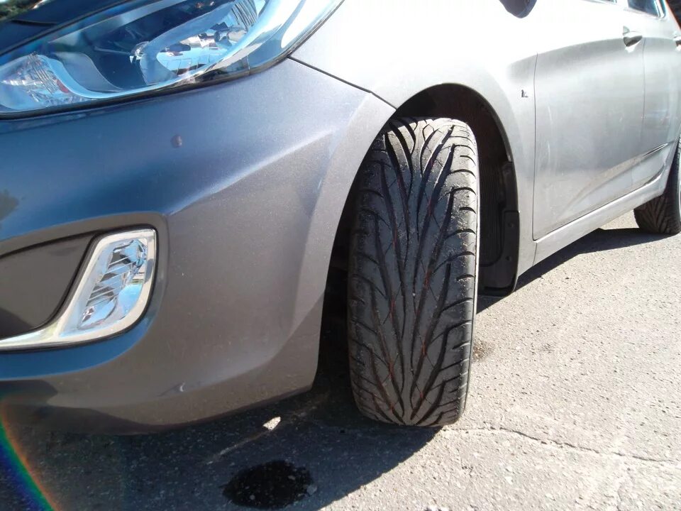Хендай солярис какие шины. 185/55 r15 solaris. шины на hyundai solaris r15. solaris 195/55 r15. резина 195 55 лето на хендай солярис.