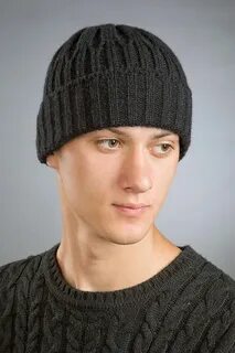 Вязание спицами мужская шапка с отворотом