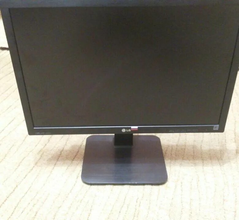 Монитор lg 24 дюйма. Монитор LG 24mk600m. Монитор LG 2008 года 24 дюйма. LG монитор lgp44 24 дюйма.