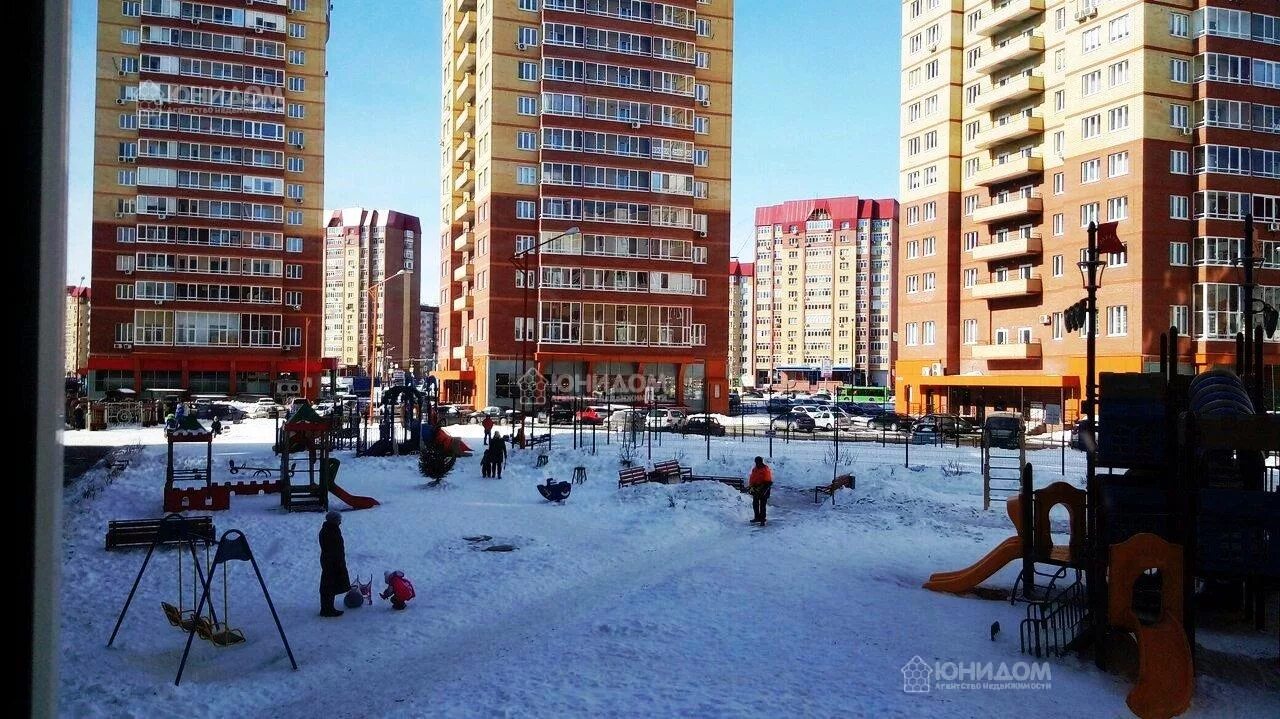 Fenster василия гольцова тюмень. Василия Гольцова 15 Тюмень. Василия Гольцова 10 Тюмень. Тюмень улица Василия Гольцова 8. Г.Тюмень, ул.Гольцова, 15.