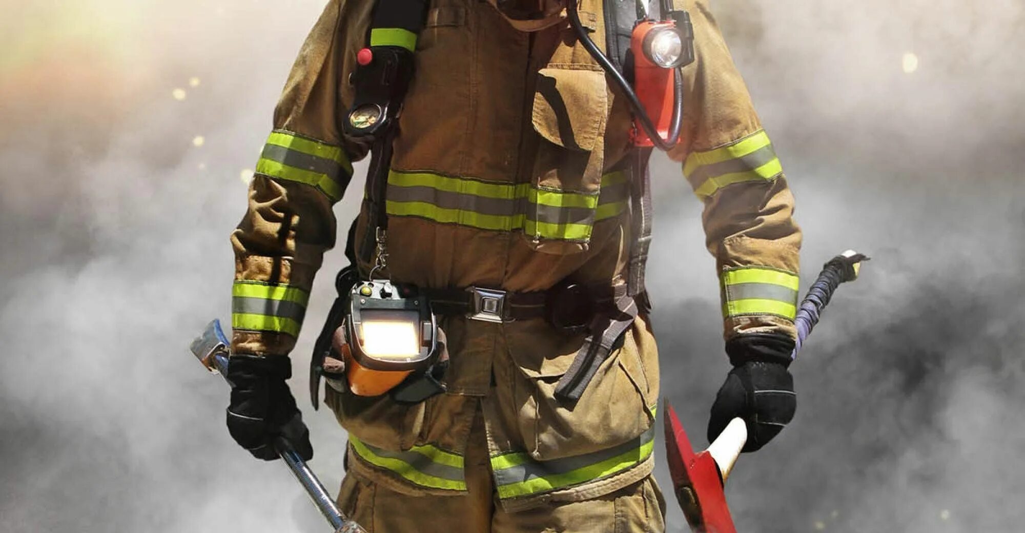 Как выглядит пожарник. Снаряжение пожарного. Боевая одежда и снаряжение пожарного. Экипировка пожарного пожарного. Современные пожарные.