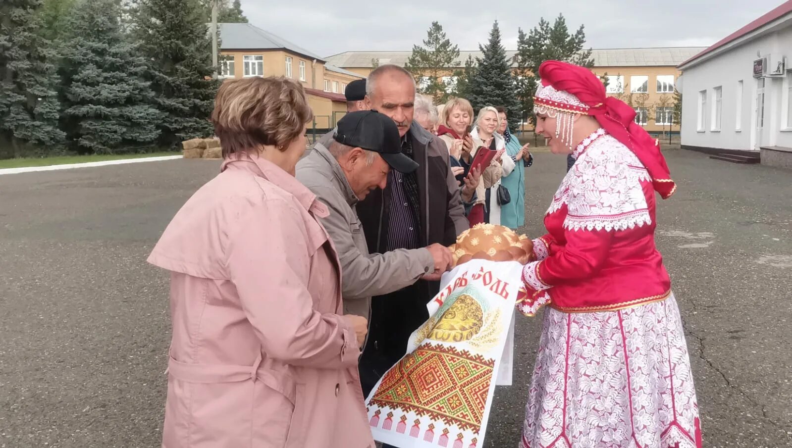 Погода студенцы саракташский район. Село черный Отрог Оренбургской области. Село Студенцы Саракташский район. Васильевка (Саракташский район). Культура Саракташского района.