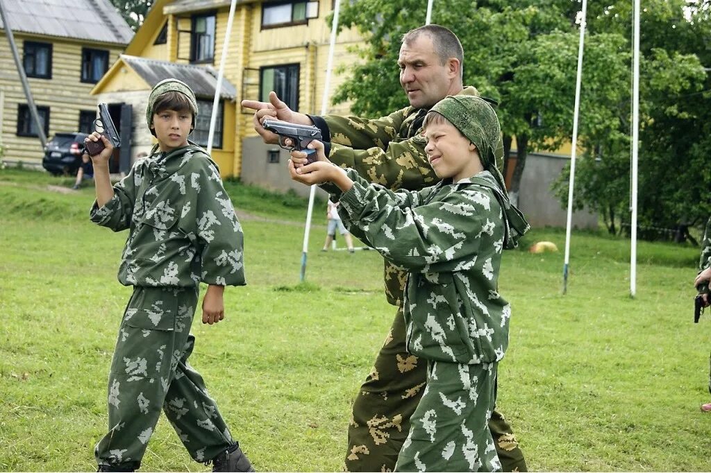 Военно спортивный лагерь. Военно-патриотический лагерь Вымпел-шторм. Военный лагерь Вымпел шторм. Вымпел шторм лагерь Туапсе. Военно патриотический лагерь Вымпел.