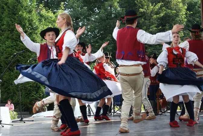 Танец полька костюм Чехия. Чешский национальный танец. Народные танцы Чехии. Немецкий национальный танец. Купить полька