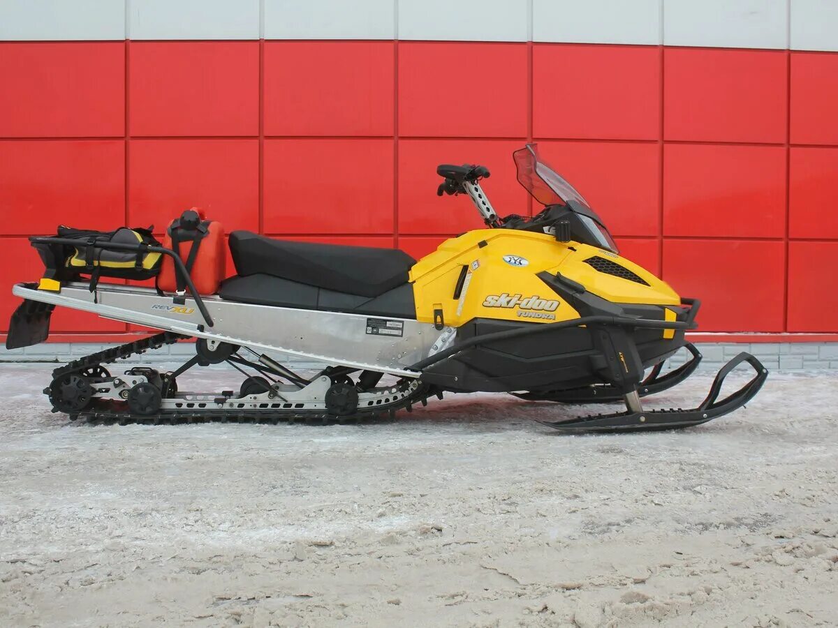 Brp ski doo tundra