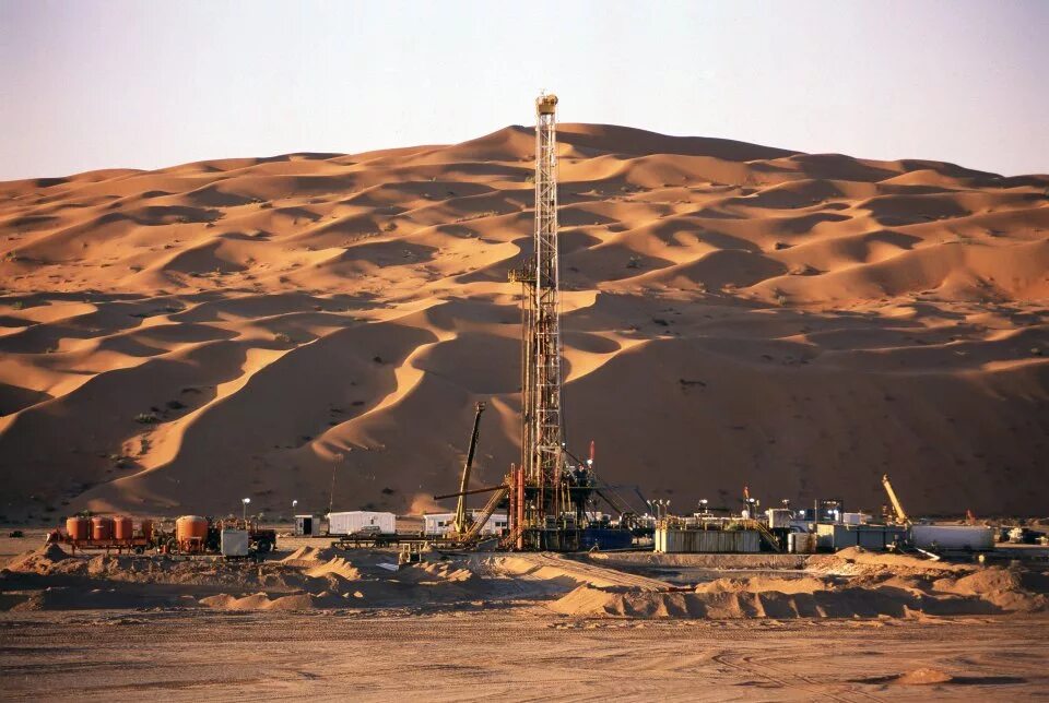 Саудовская Аравия нефтедобыча. Небит-Даг Туркменистан. Нефтяные месторождения Саудовской Аравии. Саудовская Аравия нефть. Саудовская аравия какая нефть