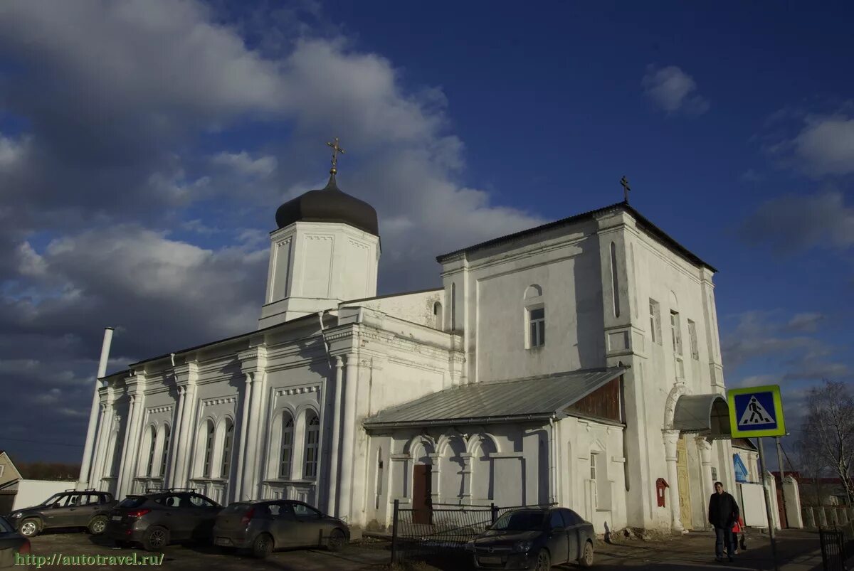 Церковь успения пресвятой богородицы в селе гжель. Церковь успения пресвятой богородицы гжель. Церковь успения пресвятой богородицы в селе гжель. Успение пресвятой богородицы гжель. Храм в селе гжель.