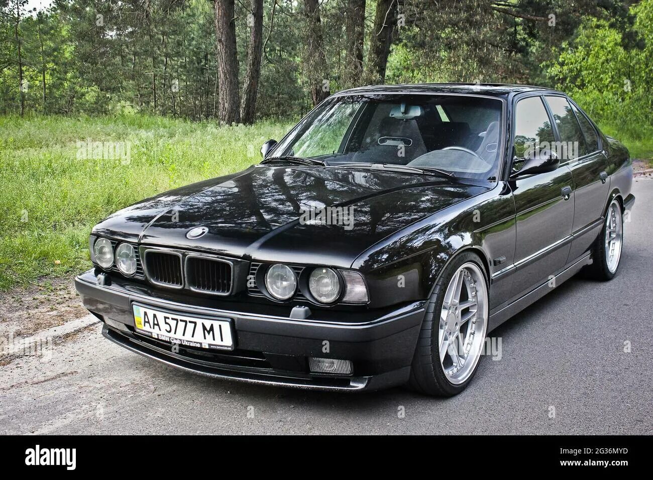 Авито купить е34. БМВ м5 е34. BMW e34 525i. BMW 5 34. BMW 525 e34.