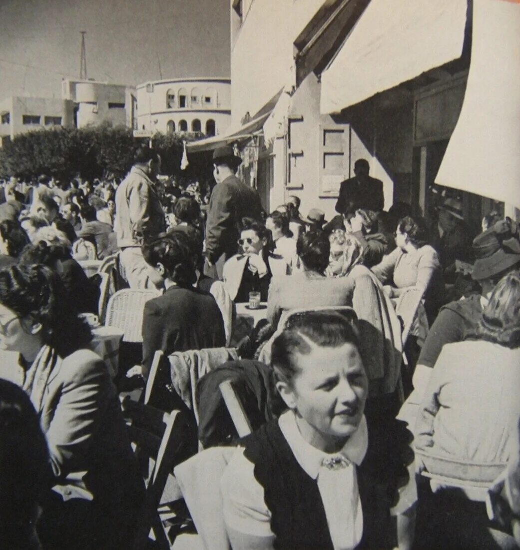 Название 1 мая с 1918 по 1972 год. Май 1948. Тель авив в 1948. Первомай праздник демонстрация. Демонстрации в ссср фото.