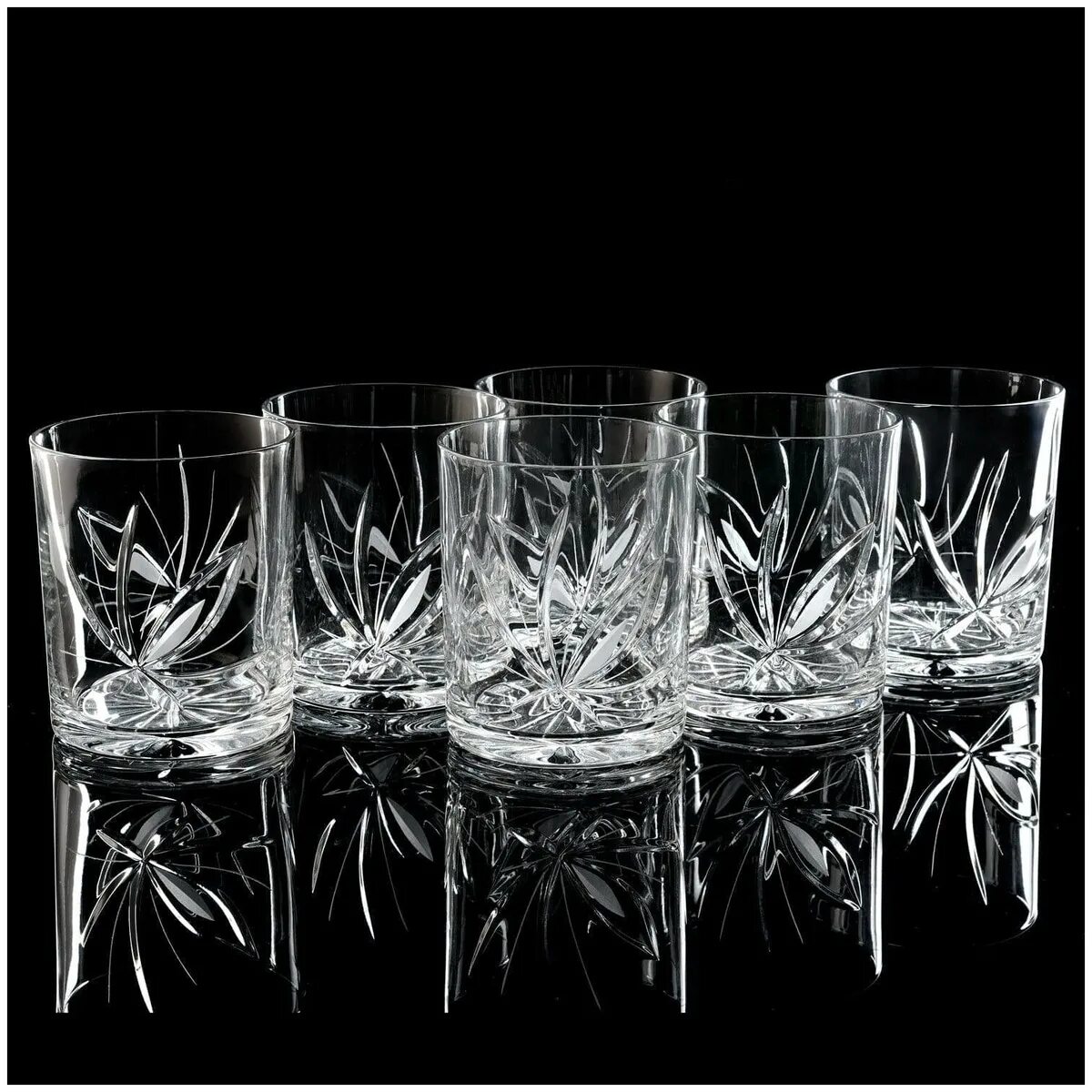 Хрусталь pb. Набор хрусталя. Хрустальные стаканы для виски. Хрустальный набор 6 фужеров и графин. Набор бокалов мальцовский хрустальный 6.