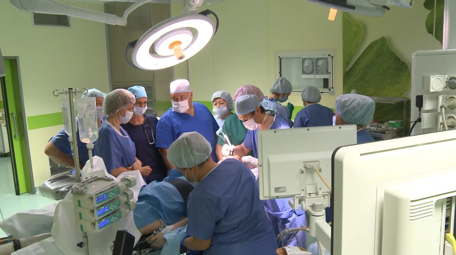 Нейрохирургия в склифе. Госпиталь бурденко нейрохирургия. Клиника бурденко нейрохирургия. Больница бурденко в москве нейрохирургия. Университет нейрохирургии.