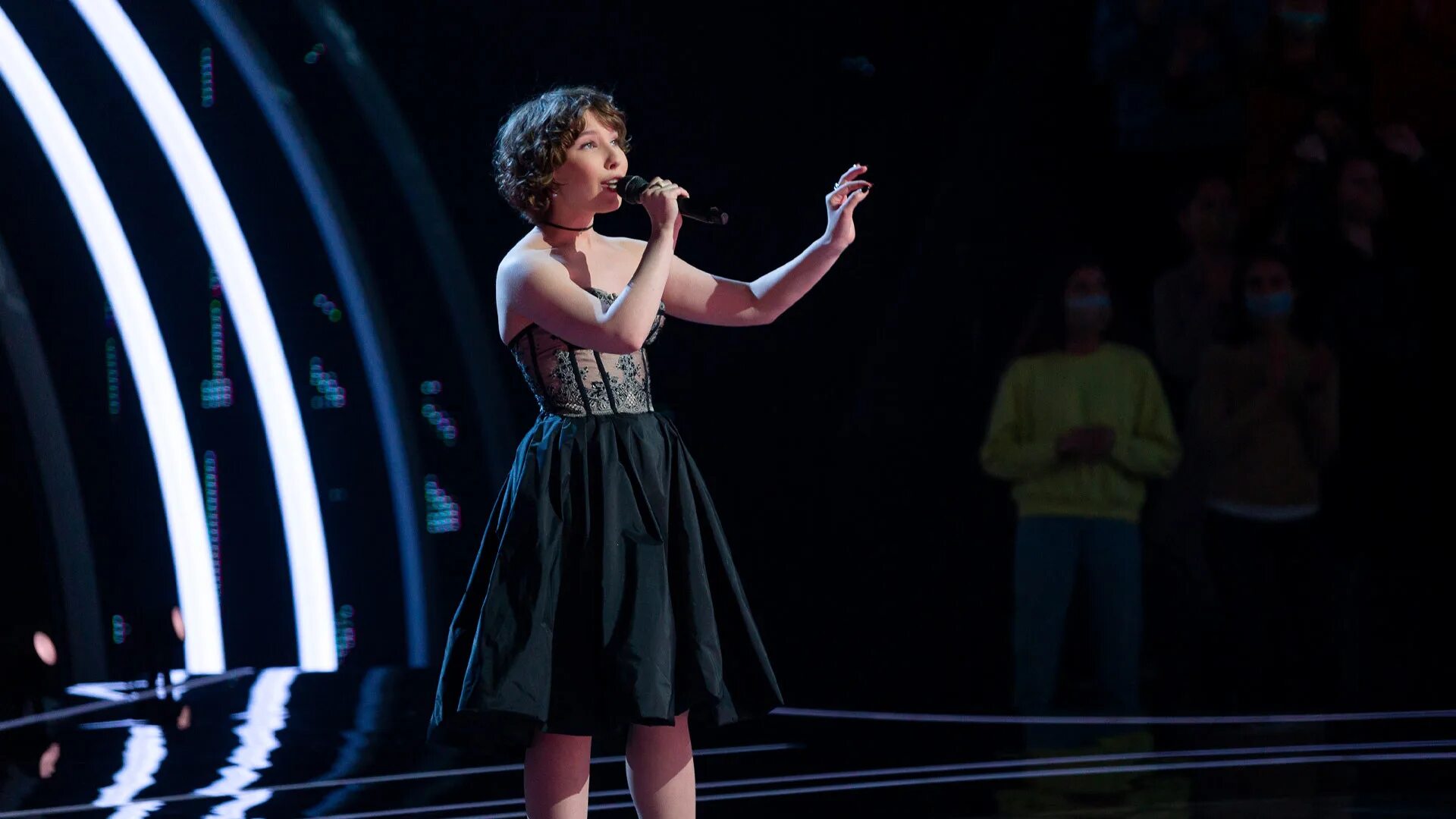 Певцы россии 2022. Участники шоу танцы. Популярные шоу. Сергей лазарев шоу. Сергей лазарев фото 2013.