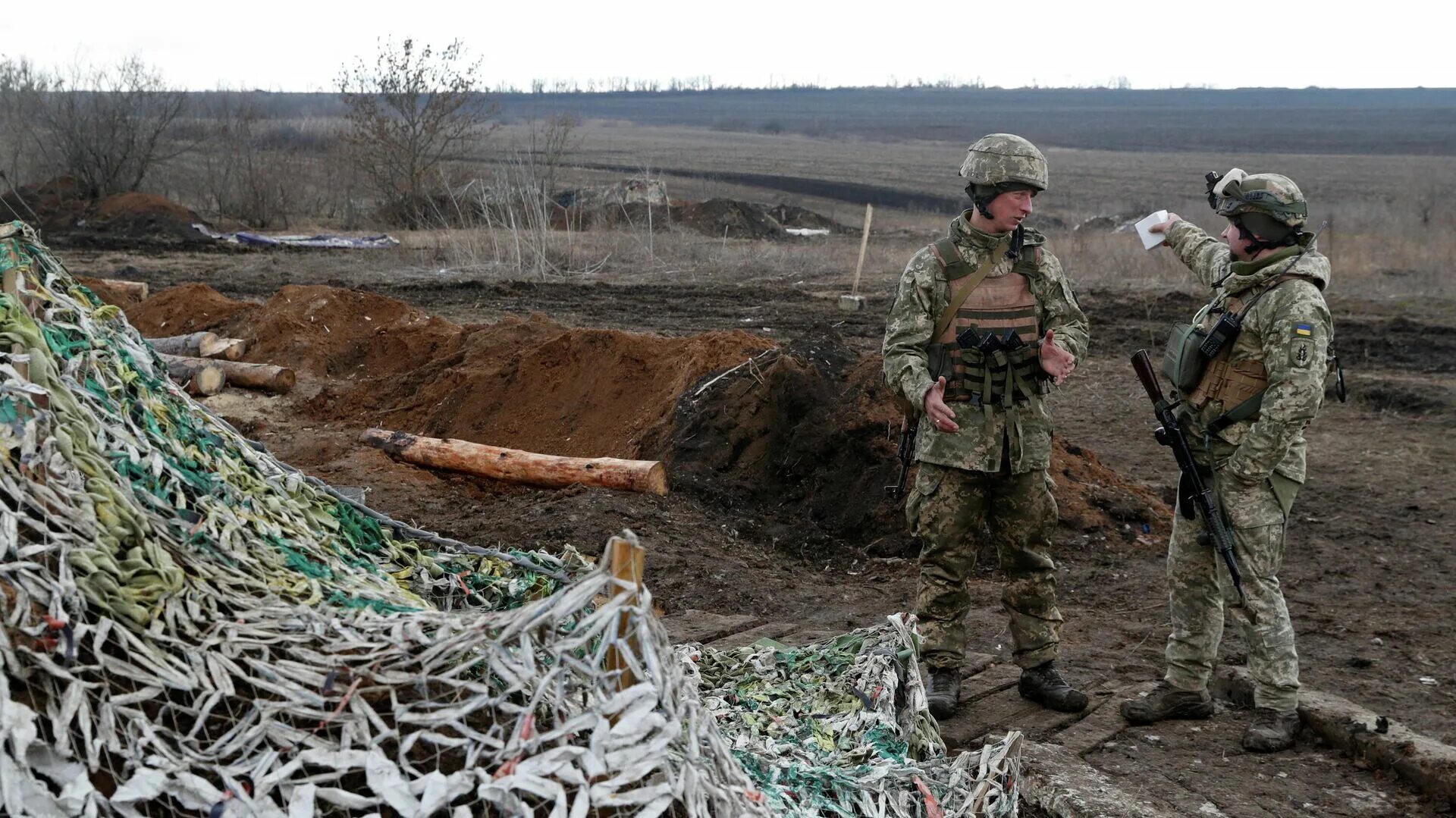 19 февраля 2015. Украинские солдаты на границе. ВСУ на Донбассе 2022. Армия Украины. Диверсионные войска.