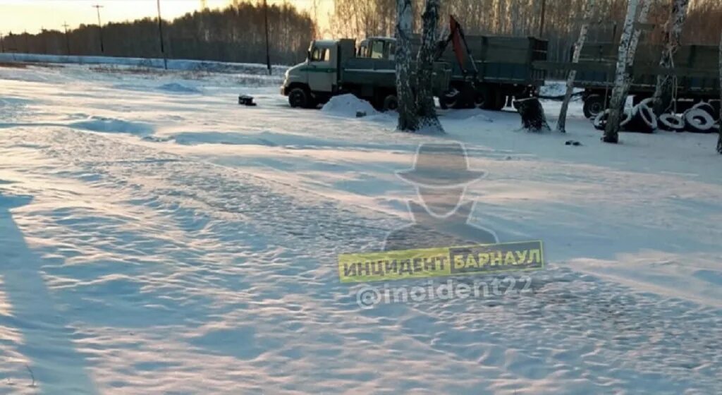 В апреле выпадет снег. В Барнауле выпал снег. На Алтае выпал снег. Алтай дорога снег. Снег выпал в апреле 2022.